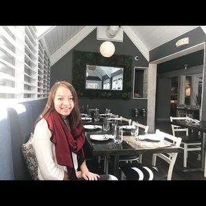 Meet your Posher, Rachel